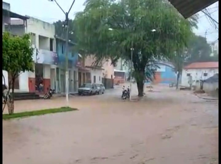 Chuvas de março surpreendem na região de Tremedal