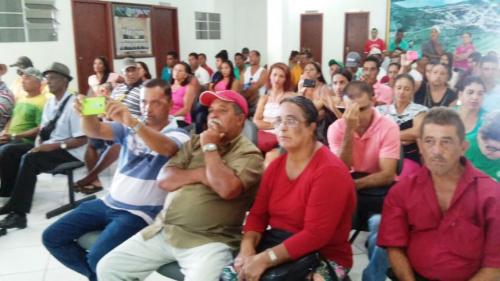 Moradores 

do povoado Marreca lotam Câmara e Mineradora tem alvará suspenso