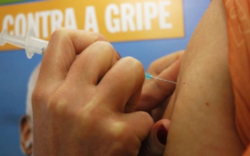 Secretaria de Saúde informa Campanha de vacinação contra gripe.