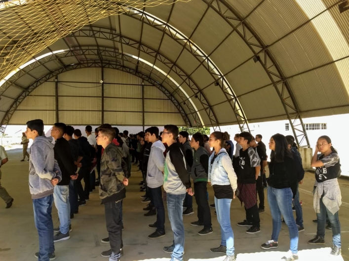 Belo Campo adota sistema disciplinar militarizado em escola municipal