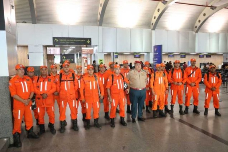 Bahia envia 22 bombeiros e profissionais de saúde para auxiliar no Rio Grande do Sul