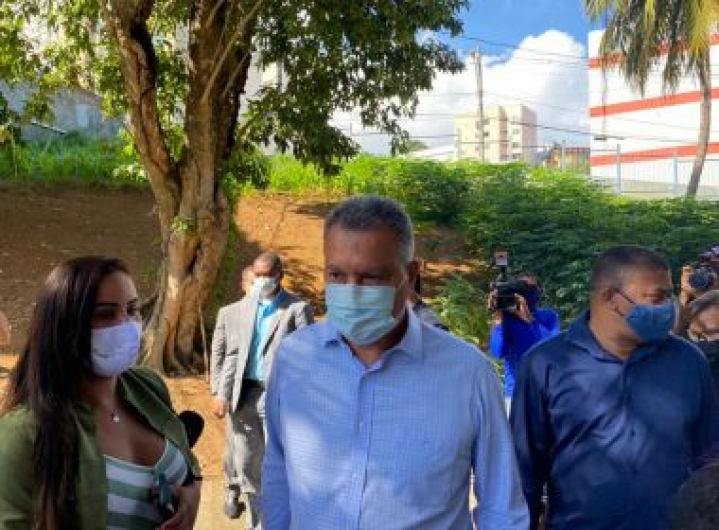 Bahia pode ter 50% da população imunizada até julho caso Anvisa libere Sputnik V, diz Rui