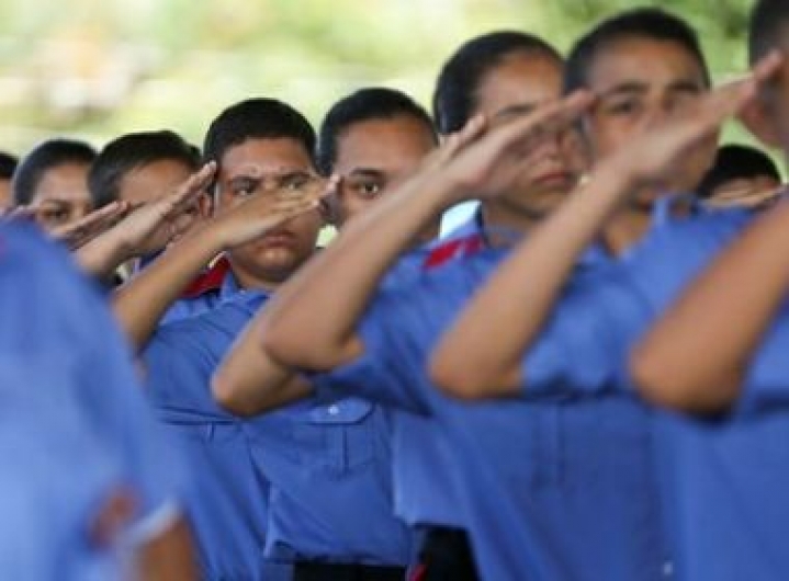 MPF pede que escolas da Bahia parceiras da PM respeitem liberdade dos estudantes