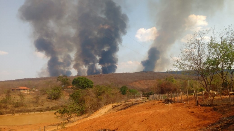 Incêndio na Serra de Lagoa Preta em Tremedal