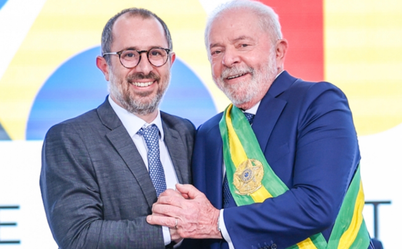 Comissão de Ética abre investigação contra ministro da CGU de Lula