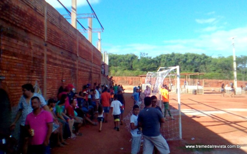 Novo espaço de lazer Boca de Forno é inaugurado com torneio de futebol