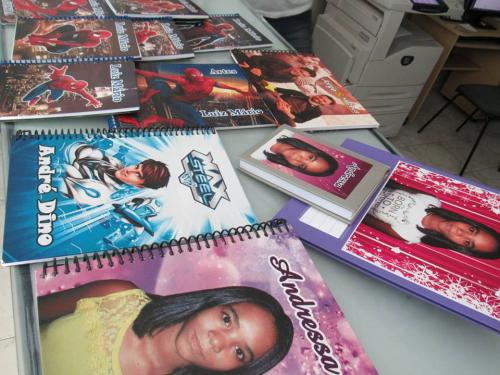 Adquira seu caderno personalizado na Copy 

Rayas